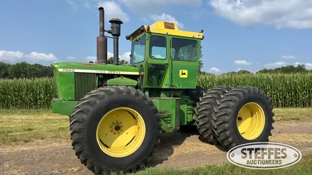 1974 John Deere 7520