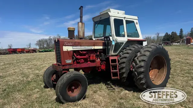 1970 Farmall 1456