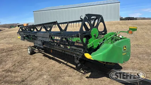2002 John Deere 930F