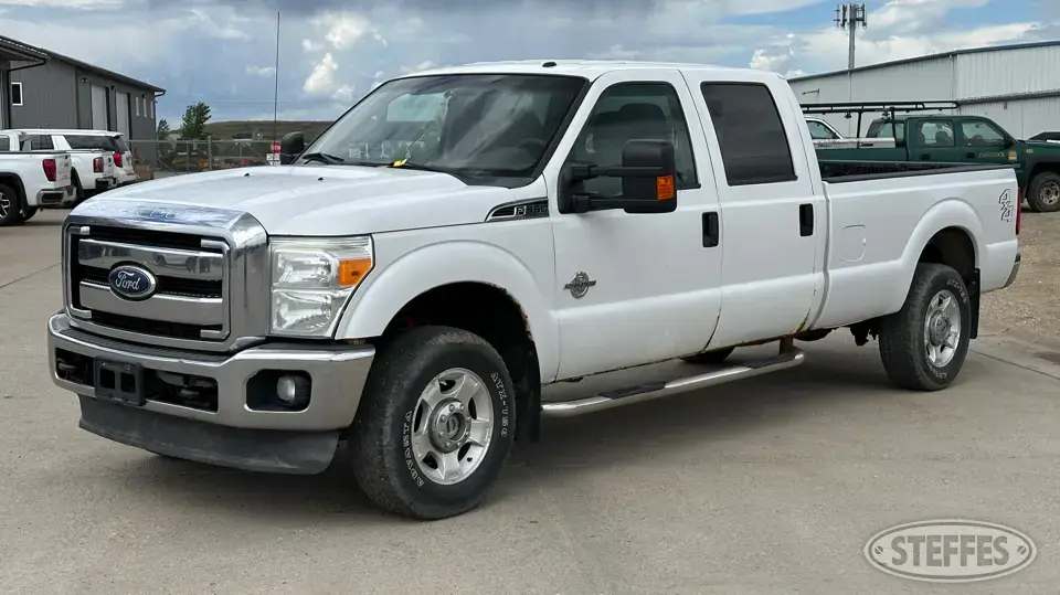 2011 Ford F-350 Super Duty XLT 1 Ton Pickup