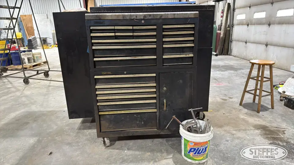 Homak toolbox w/contents Storage and Bench