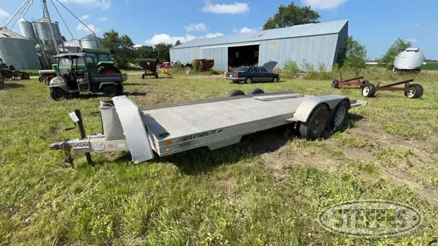 2000 Featherlite