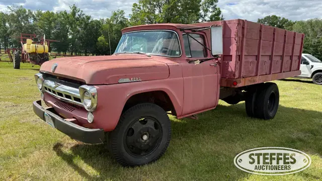 1957 Ford F-600