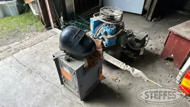 Miller Thunderbolt 225