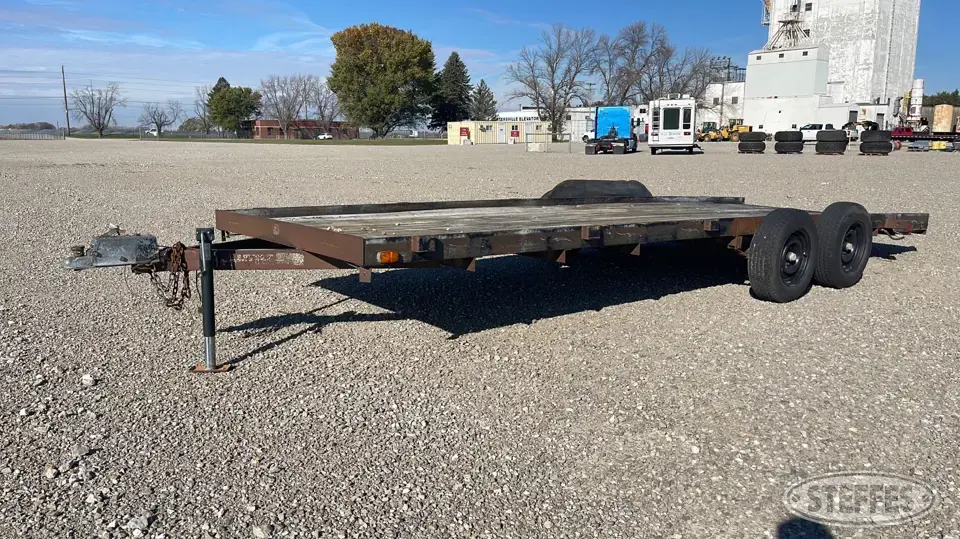 1999 Doolittle tandem axle equipment trailer Flatbed Trailer