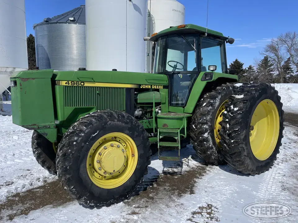 1993 John Deere 4960 MFWD Tractor