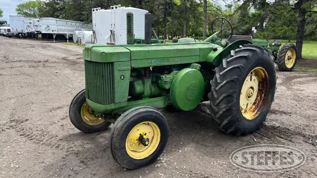 1949 John Deere R
