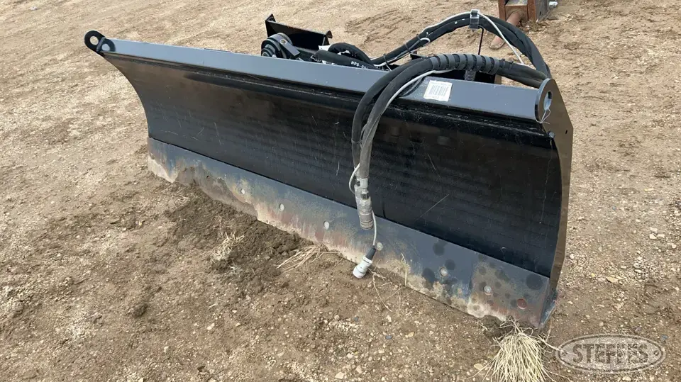 Kubota DZ3084 Skid Steer Blade
