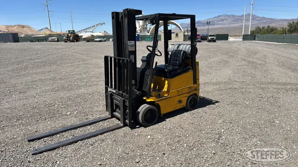 1997 Hyster S30XM Warehouse Forklift