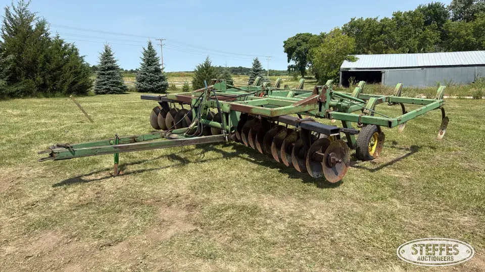John Deere 1710A Coulter Chisel