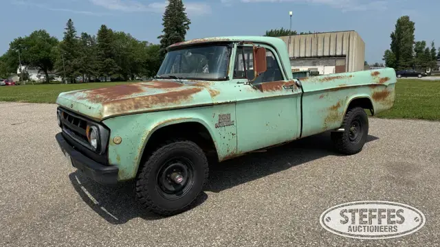 1969 Dodge 100 Power Wagon
