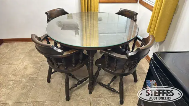Round Kitchen Table, (6) Wooden Chairs