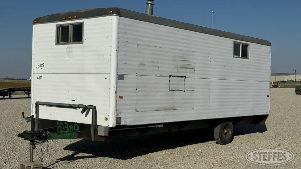 1992 Wells Cargo Enclosed Cargo Trailer