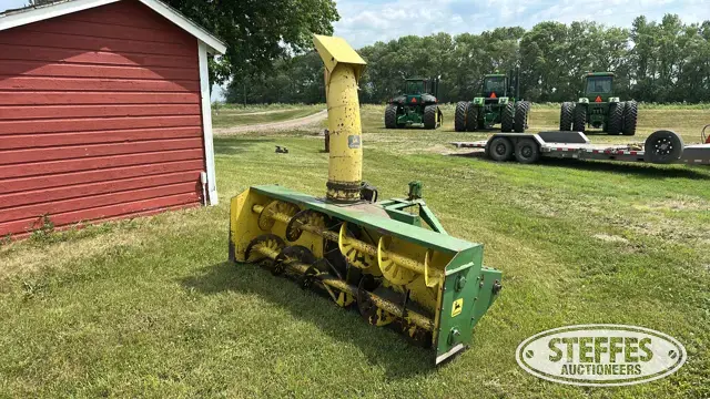 John Deere 270