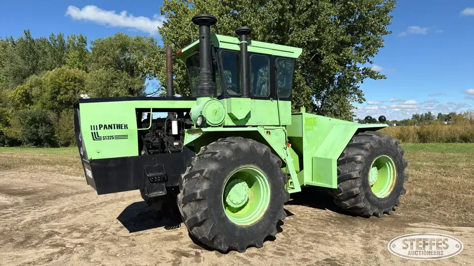 1977 Steiger Panther III ST-325 4WD Tractor