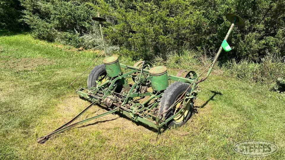 John Deere 290 Less Than 12 Row Planter
