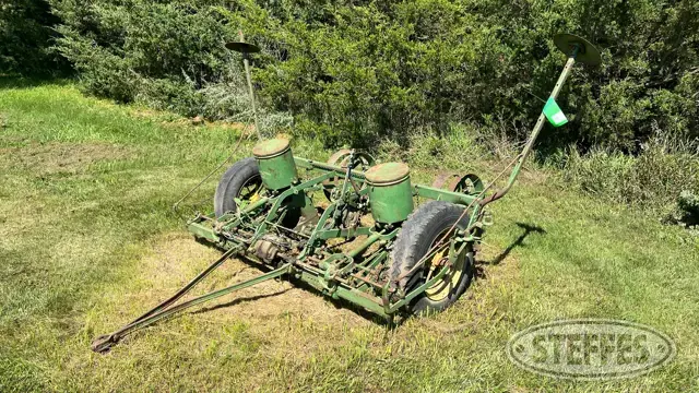 John Deere 290