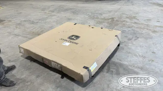 John Deere 9RX rear window