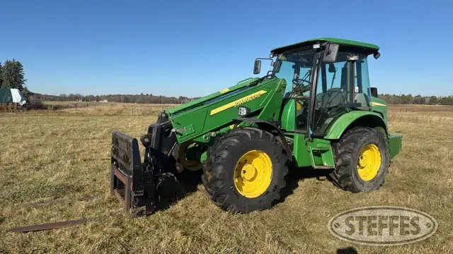 2004 John Deere 3800