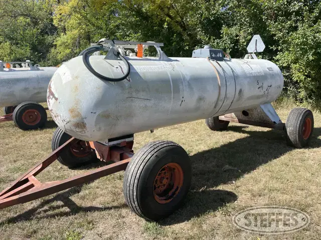 1,000 gal. NH3 tank