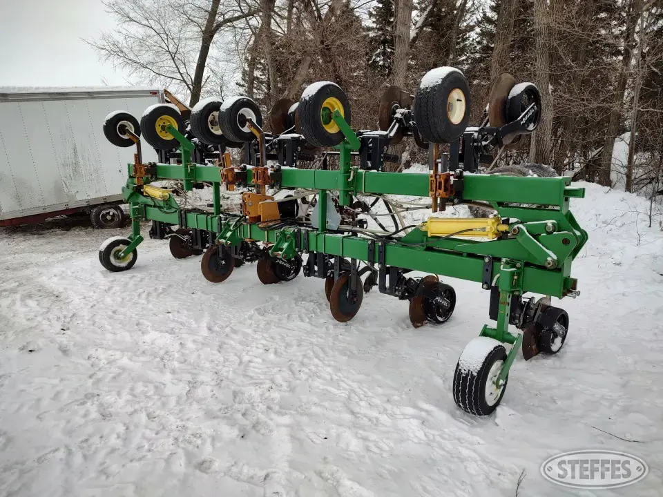 John Deere Dry Applicator
