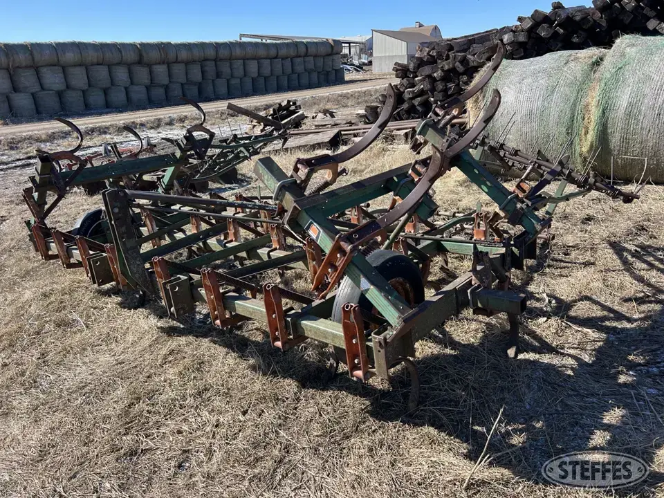 Oliver 385 Field Cultivator
