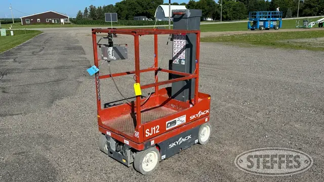 2011 Skyjack SJ12