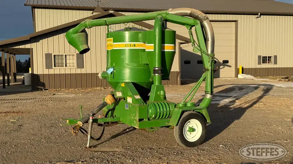 Walinga Agri-Vac 614 Deluxe Pneumatic Grain Equipment