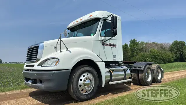2005 Freightliner Columbia