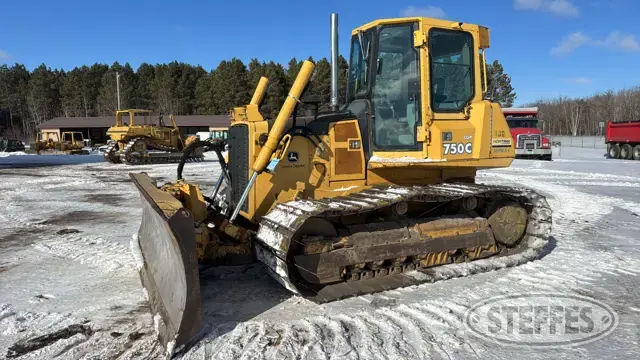2003 Deere 750C LGP Series II