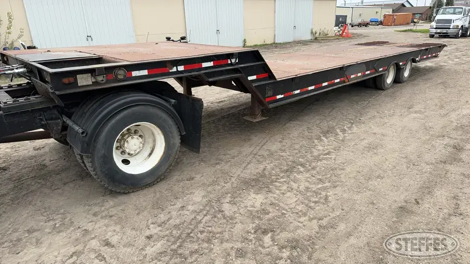 1974 Trail-Eze 5100 Step Deck Trailer