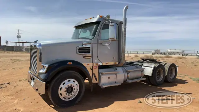 2012 Freightliner SD122 Coronado