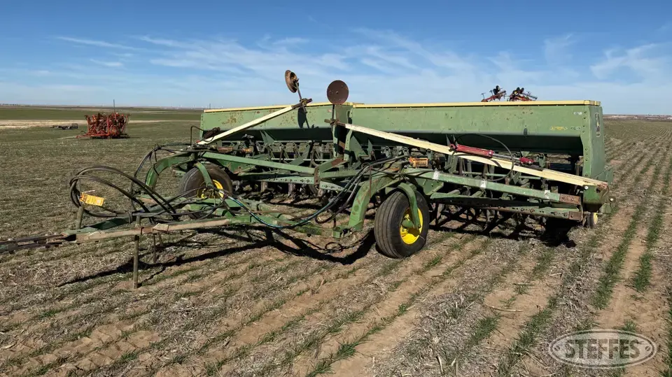 John Deere 9300 Press Drill
