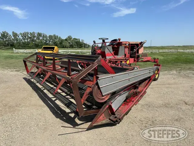 1976 Versatile 400