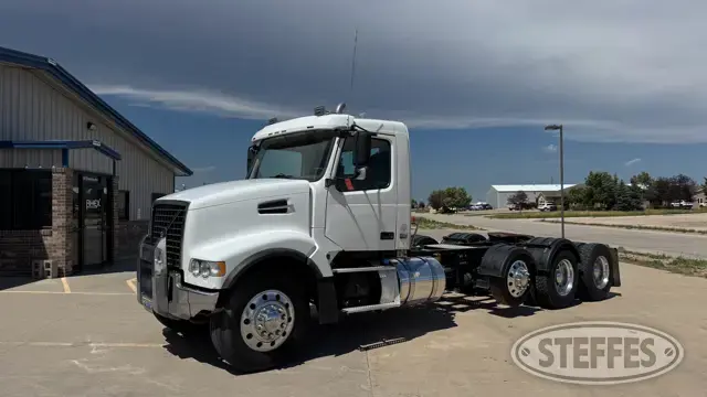 2014 Volvo VHD