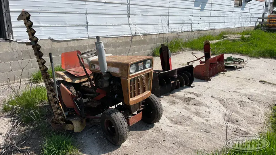 Bolens 1050 Lawn Tractor