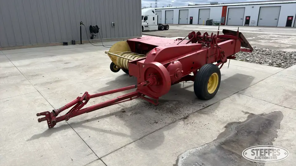 New Holland Super 66 Square Baler