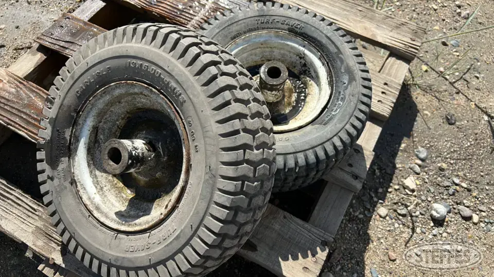 Carlisle Turf Saver Tractor-Implement Tire