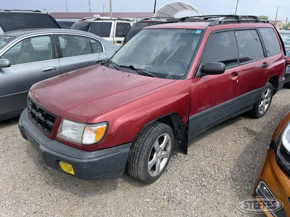 2000 Subaru Forester L SUV
