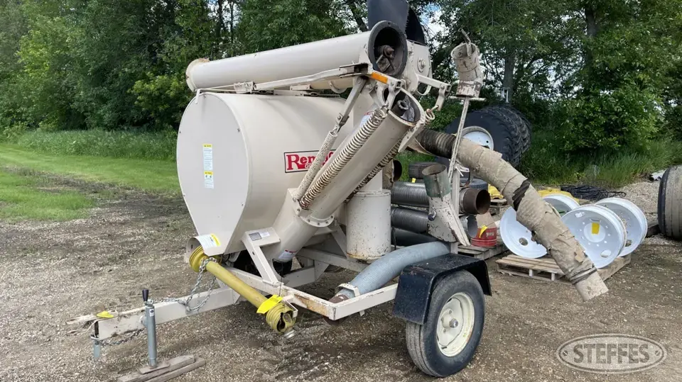 REM 1026 Pneumatic Grain Equipment