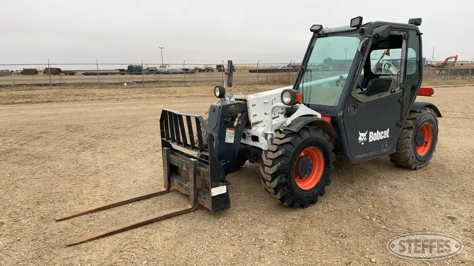 2009 Bobcat V417 Telescopic Forklift