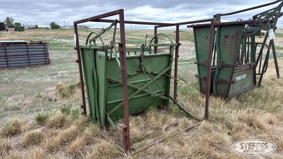Powder River calf table Livestock Handling