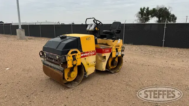 1995 Dynapac CC122
