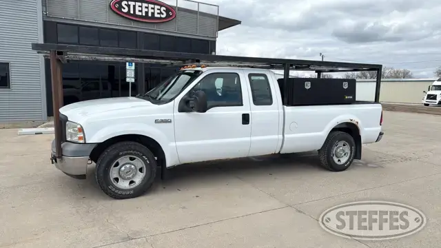 2006 Ford F-350 Super Duty XL