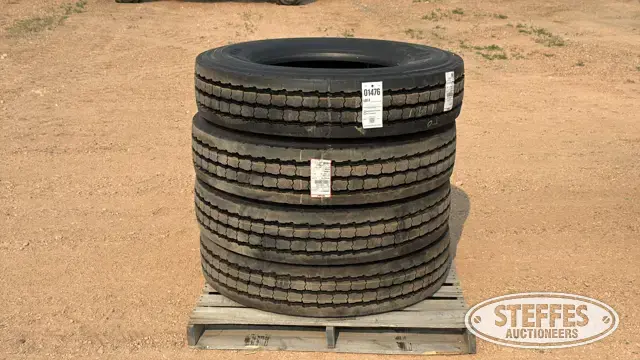 (4) 11R24.5 tires