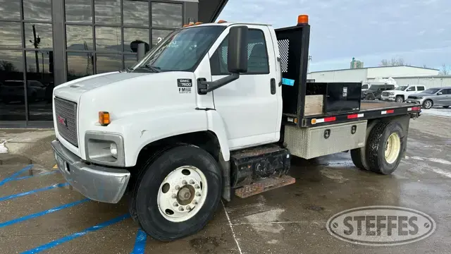 2005 GMC C7500