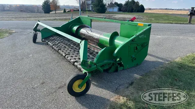 John Deere 912
