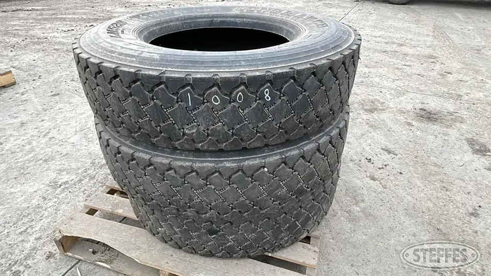 (3) Longmarch 11R22.5 tires Truck Tire
