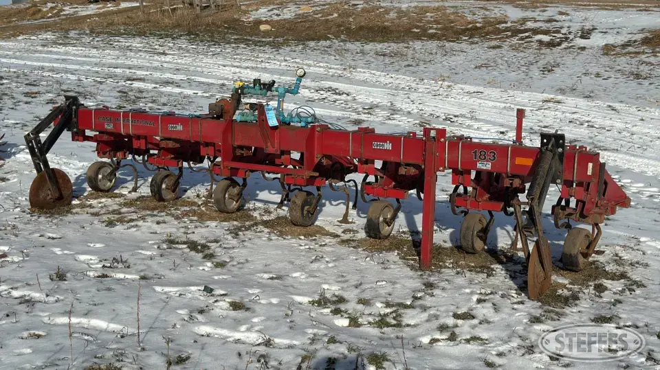 Case IH 183 Row Crop Cultivator