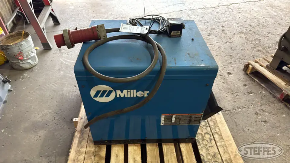 Miller Gold Star 302 Welding